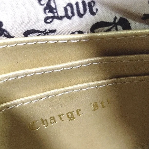 JUICY COUTURE Black Leather LG Pave Crystal Locket Wallet Wristlet NWT - Picture 6 of 10